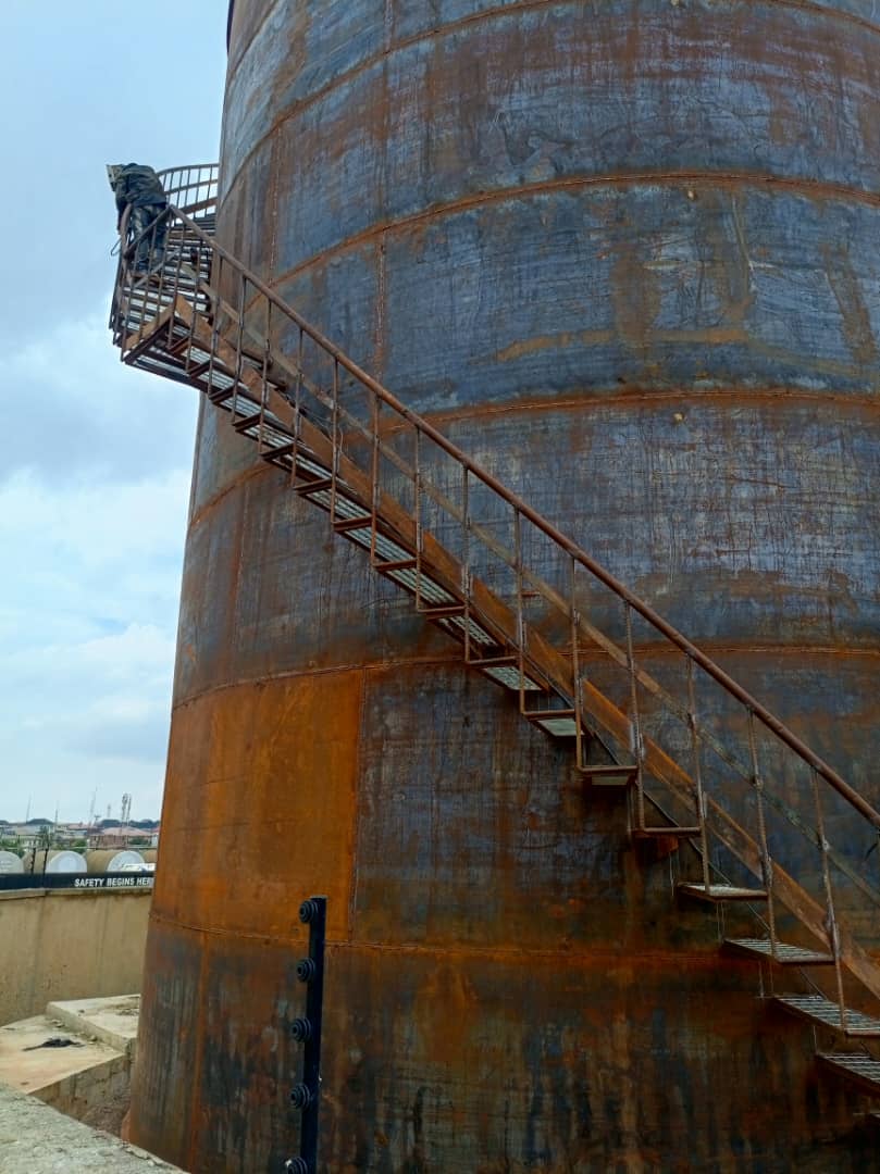 Product Tank Stairway Construction